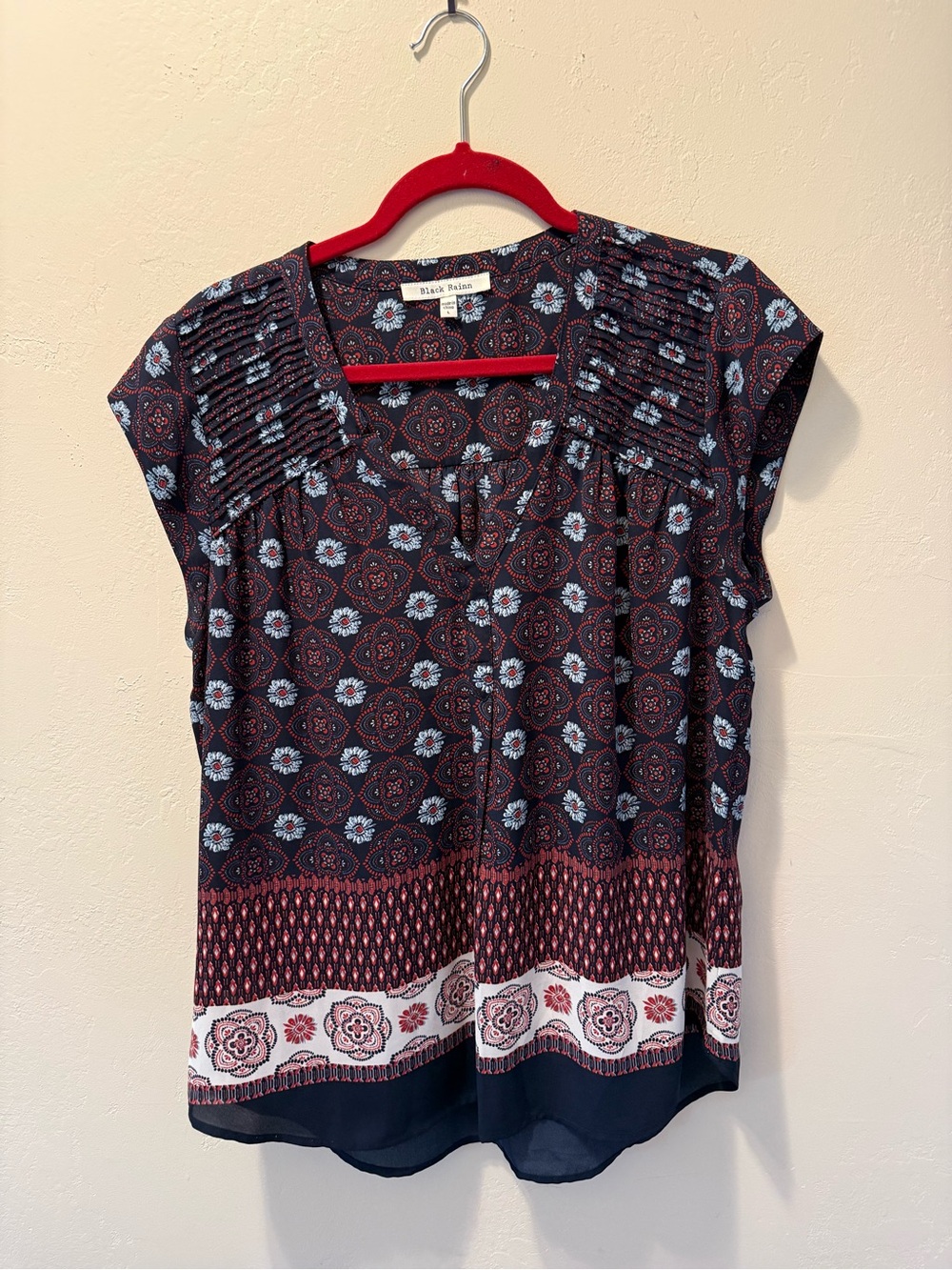 Black Rainn Navy, Red & Cream Printed Cap-Sleeve Blouse